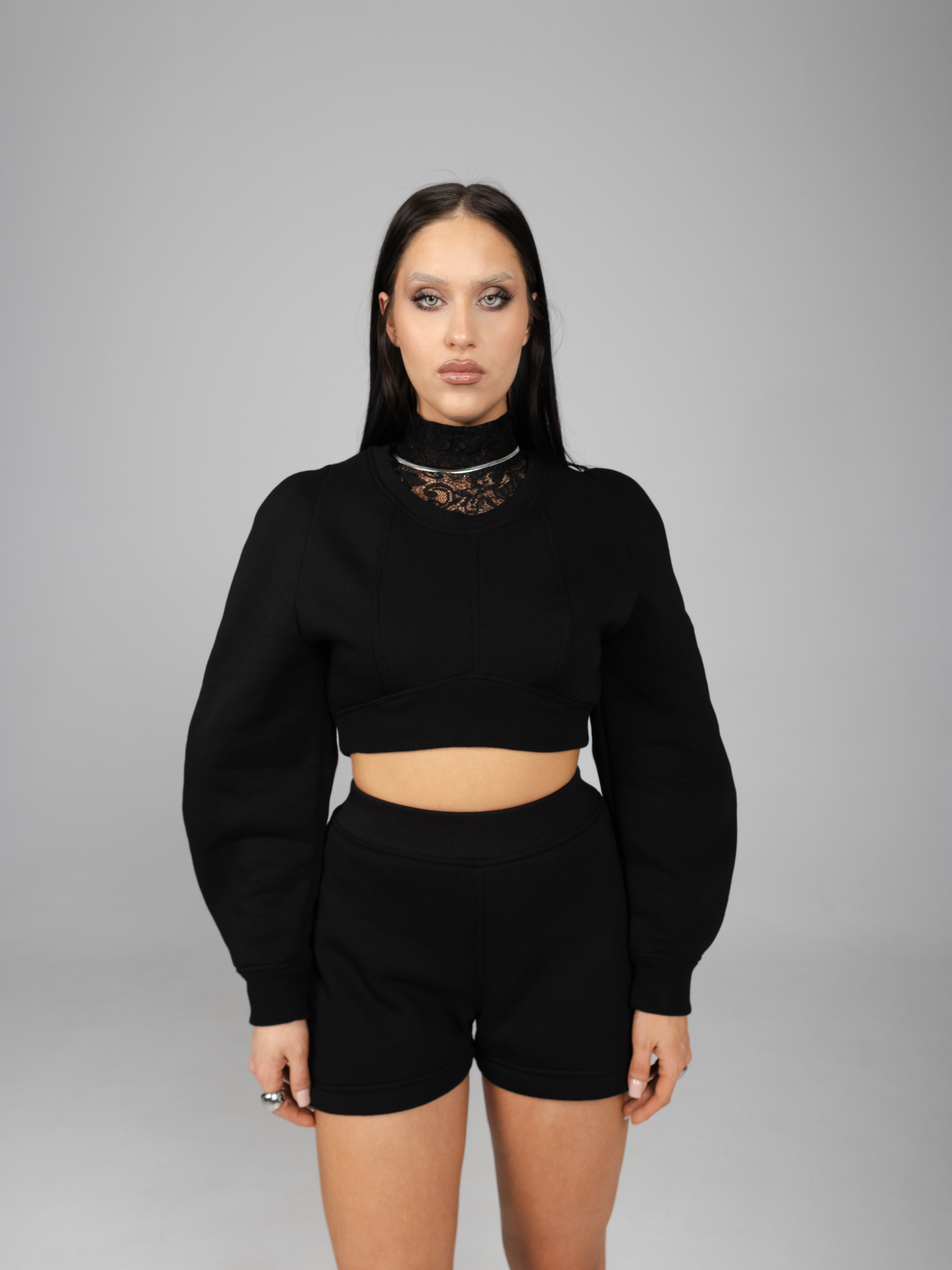 Pulover cropped fără ținte